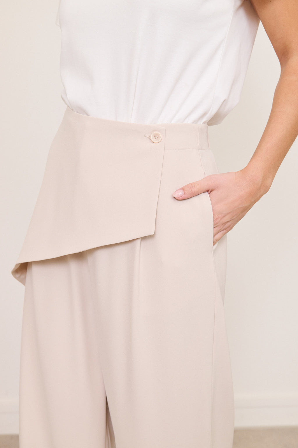 Pantalon asymétrique pour femme, 2 coloris au choix
