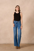 Jean wide leg stretch – Taille haute croisée, coupe ample et confortable