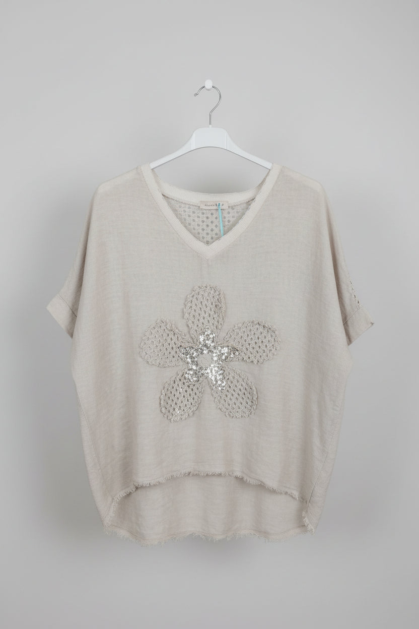Top en lin fleuri dos crochet
