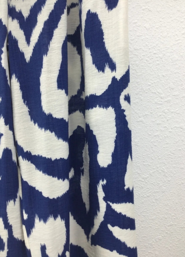 Top bicolore blanc & bleu – Manches volantées