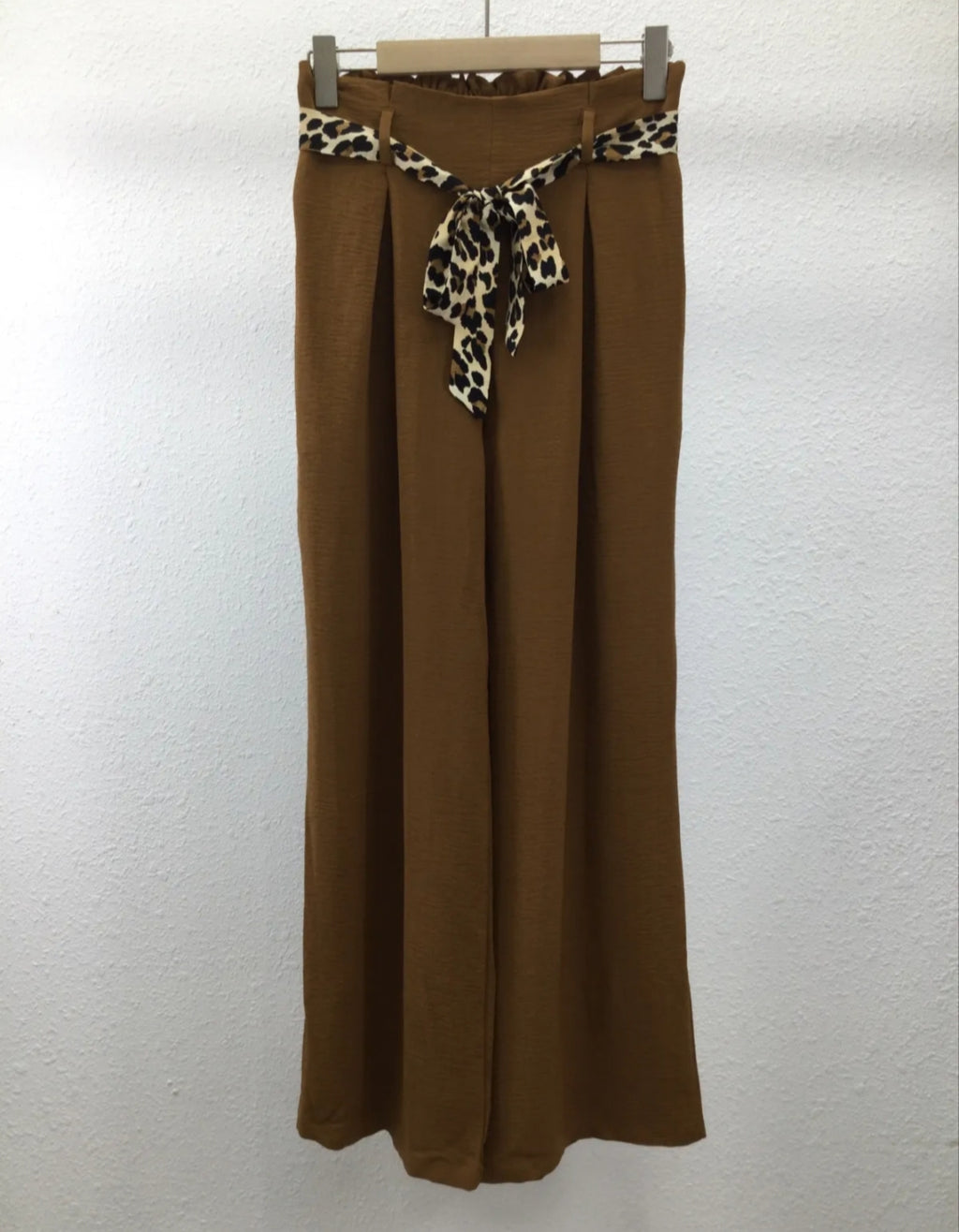 Pantalon Ample et Fluide – Ceinture Tissu & Poches