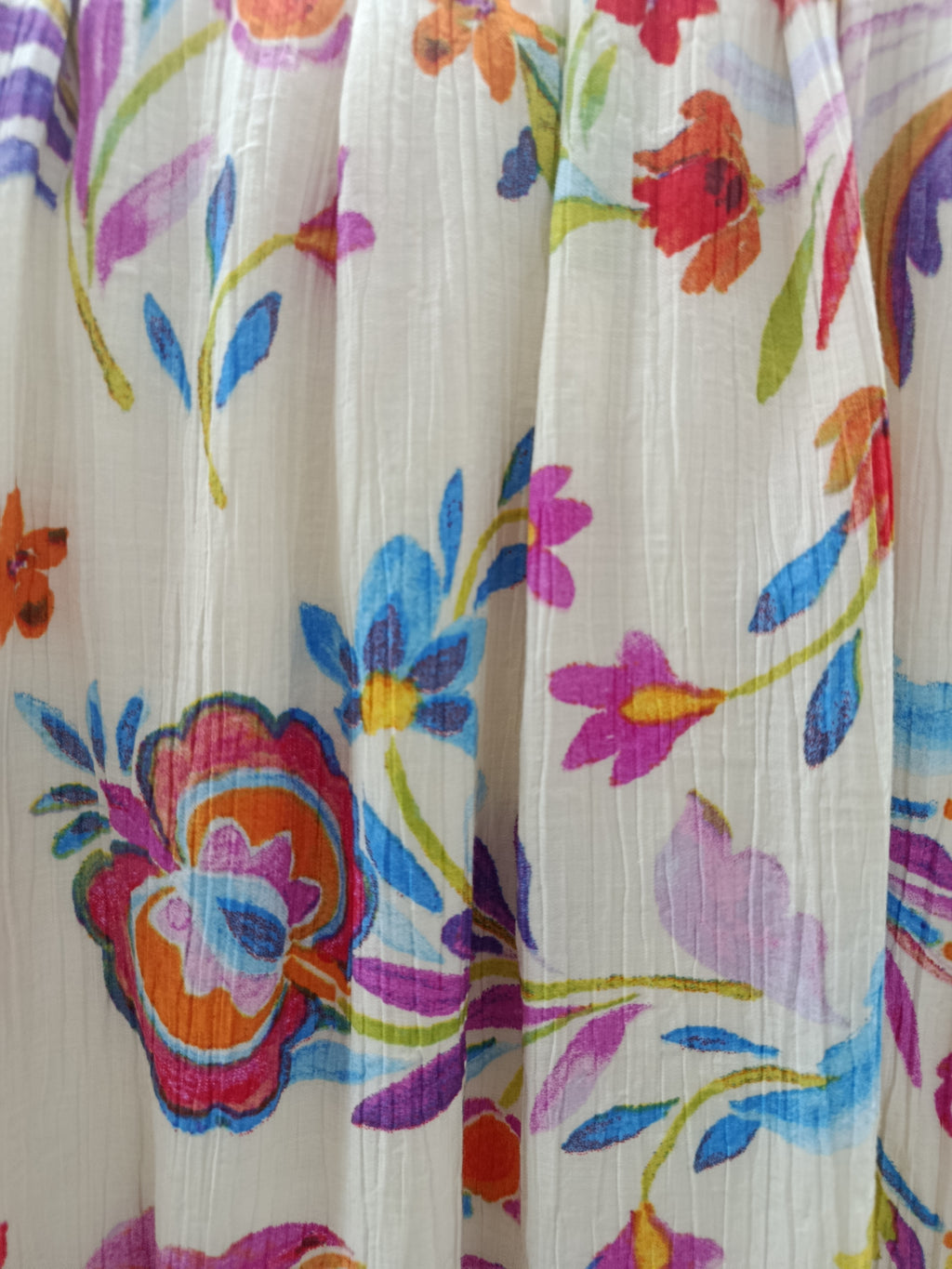 Robe Fleurie Doublée – Manches Papillon